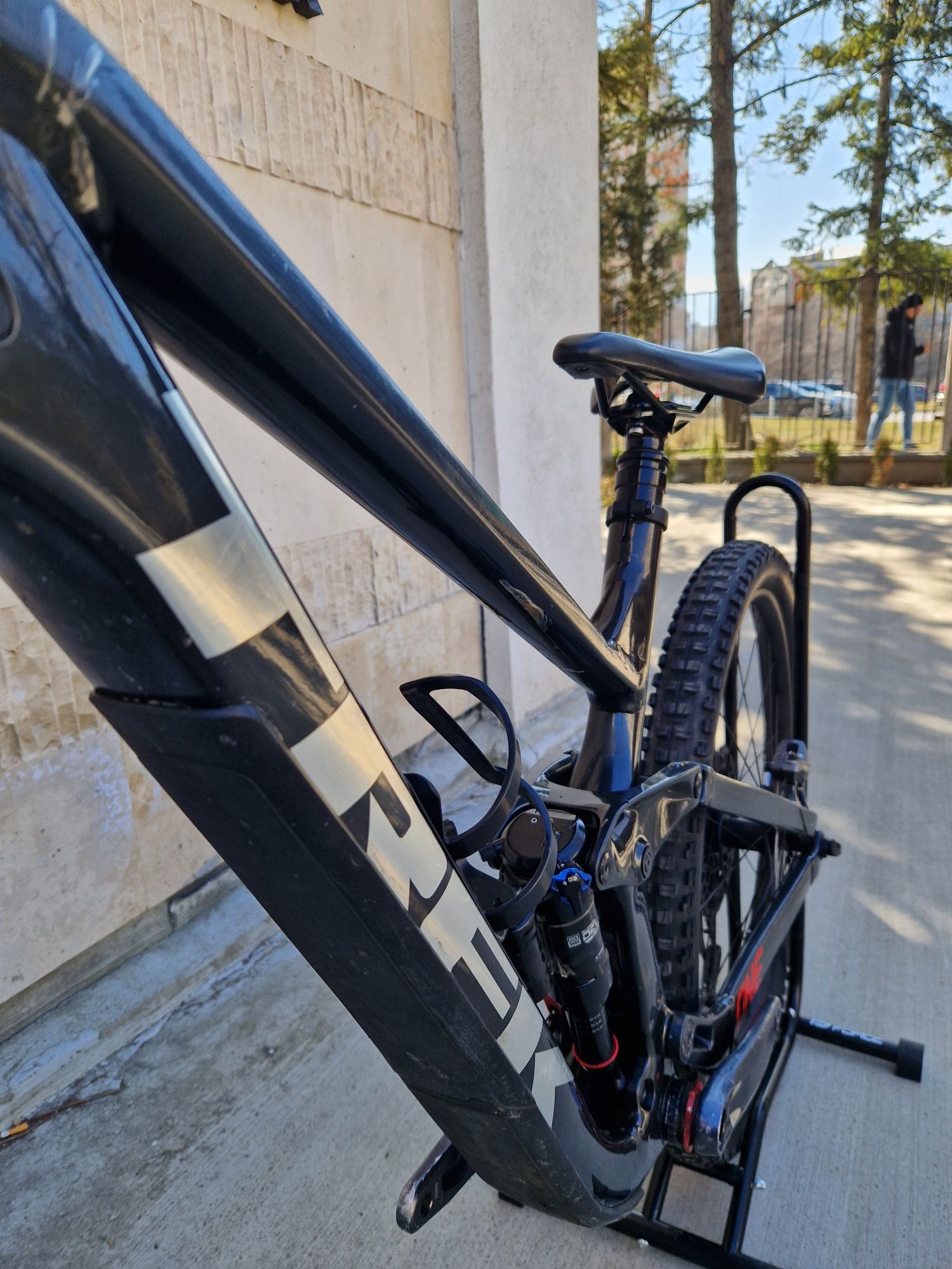 Trek Slash 8 2022 L- размер