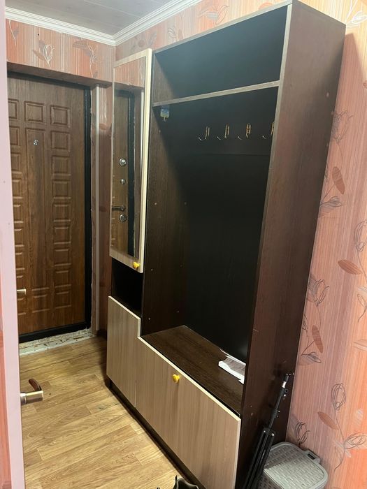 Продам прихожую