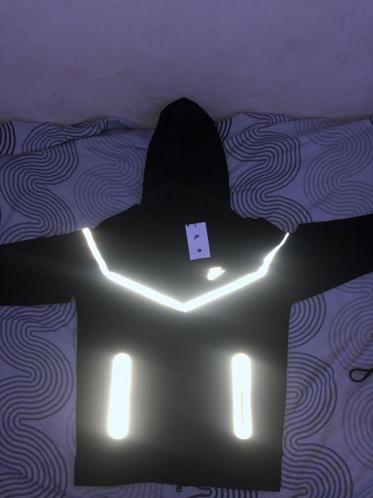 Nike tech reflective