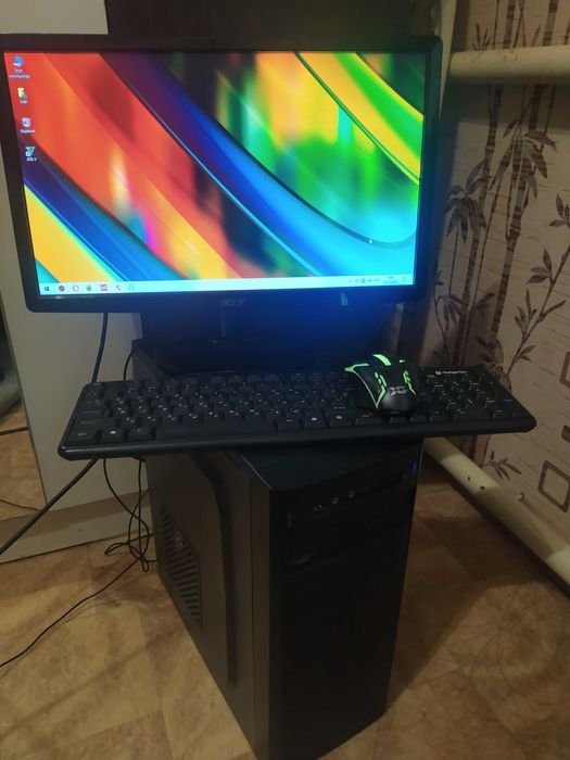 Продам компьютер в хорошем состоянии (есть установленные игры).