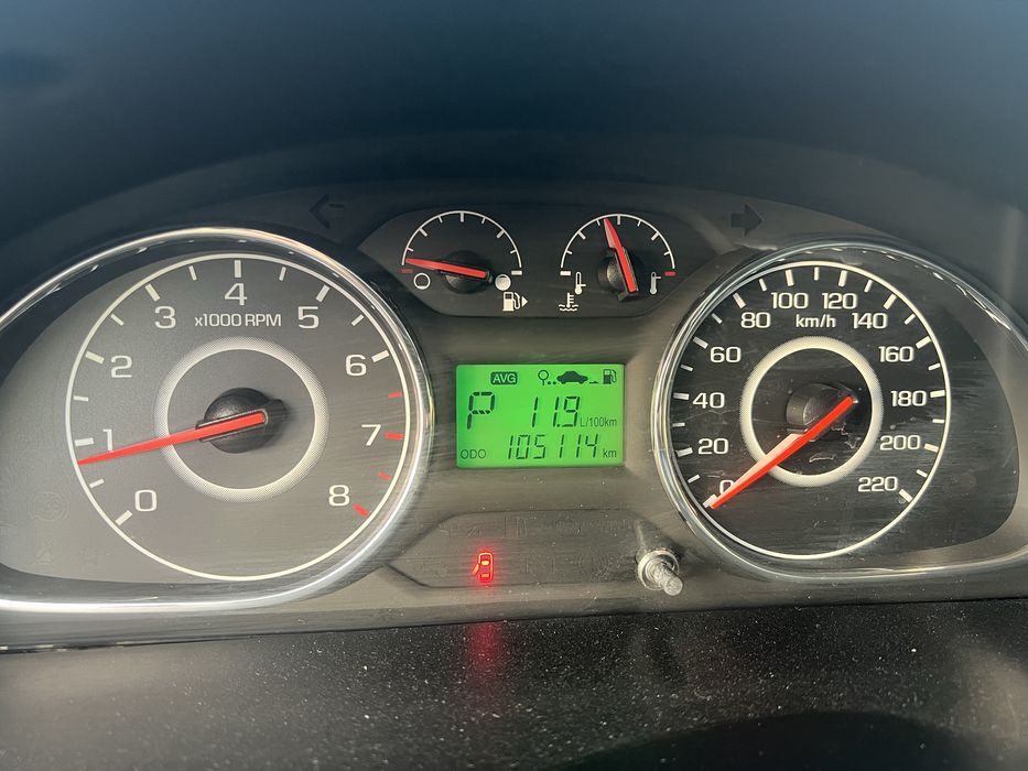 Продается Lacetti Gentra 3 позиция в отличном состоянии
