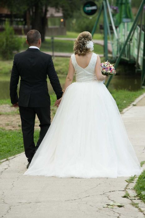 Rochie de mireasa Georgiana Iordache doua piese