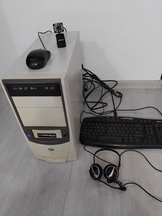 Unitate PC + anexe
