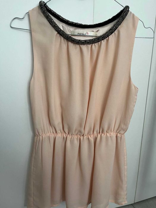 Vand bluza eleganta fara maneci culoarea somon S