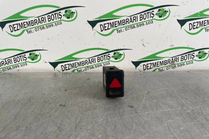 Buton avarie 7M5 953 235 A Fiat Punto a 2-a generatie