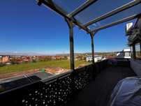 Apartament 2 dormitoare si living cu bucatarie 82 m2