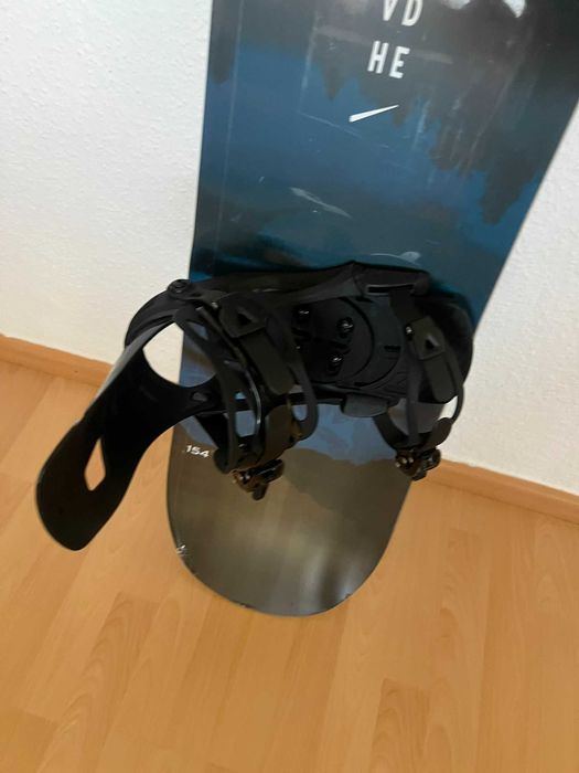 Placa snowboard NOUA Head True 2.0 Blue 154cm +legaturi Head NX LGCY