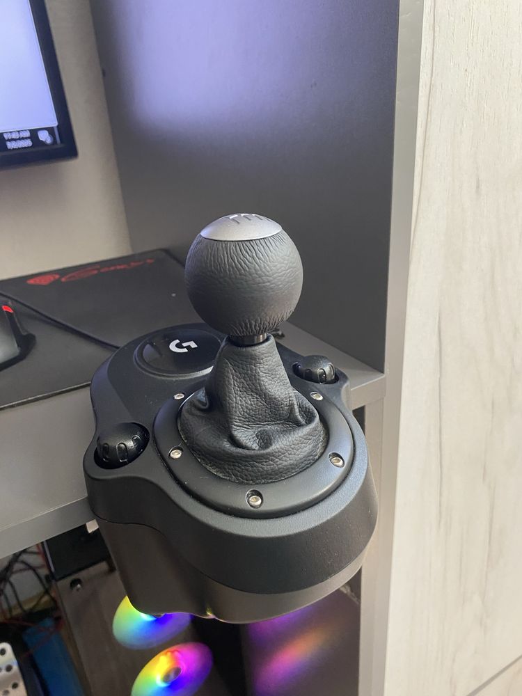 Logitech G920 лост и педали