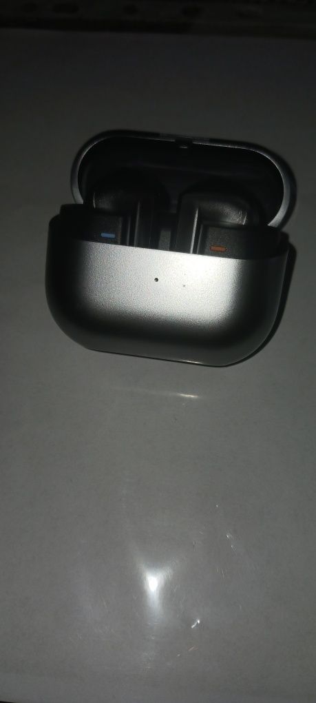Продавам Samsung buds 3