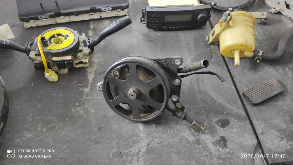 Запчасти на Мазда МПВ 2003