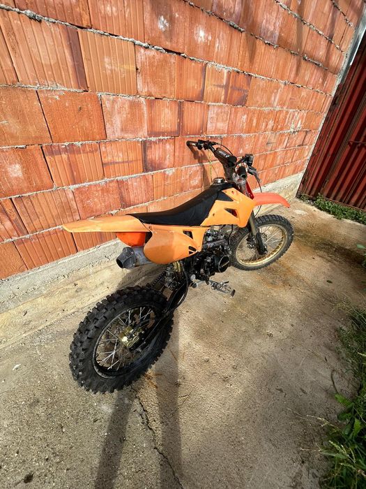 Cross 125 CC loncin