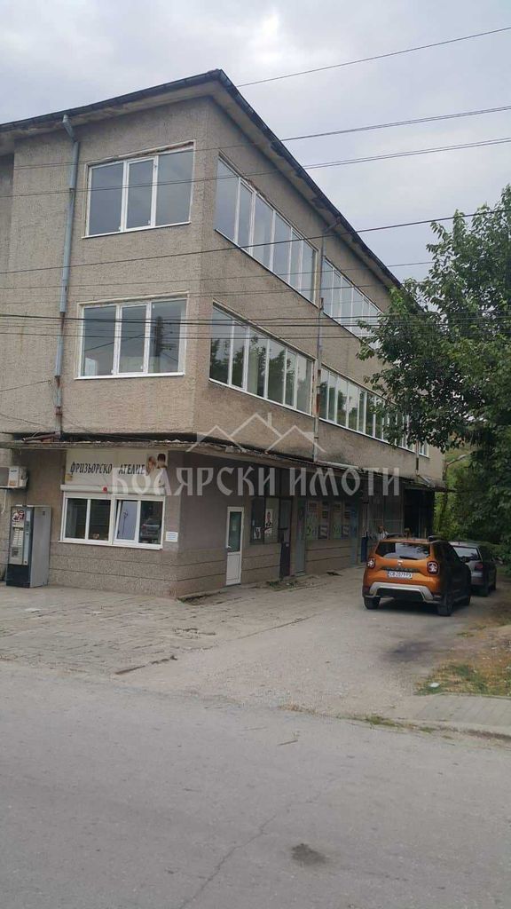 Продава се Промишлена сграда в с. Самоводене, Област Велико Търново - 824 кв.м за 100 €/кв.м - Снимка #2