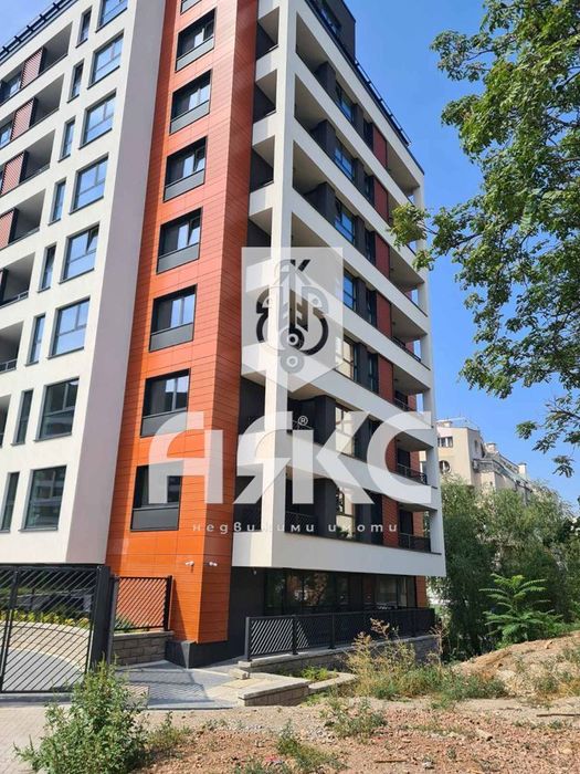 Тристаен апартамент в кв. Зона Б5