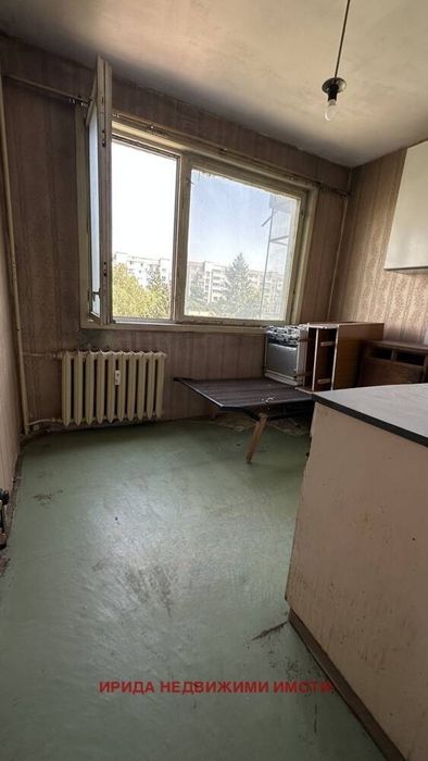 Тристаен апартамент в Младост 1
