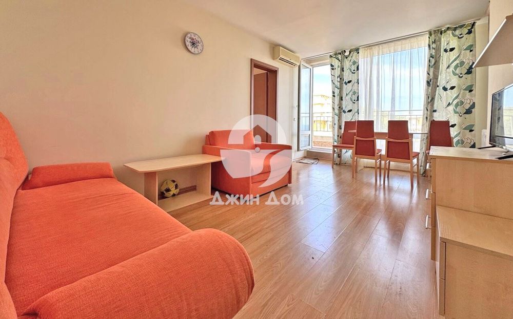 Продава се Двустаен апартамент в Свети Влас - 66 кв.м за 1243 €/кв.м - Снимка #2