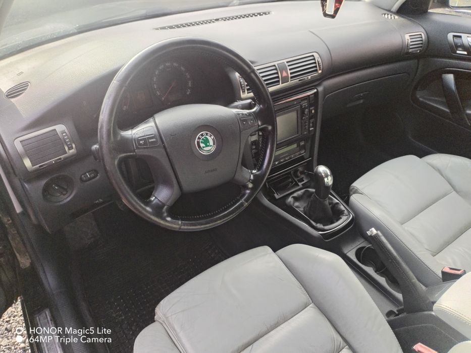 Skoda Superb 2.5 TDI V6 / accept variante