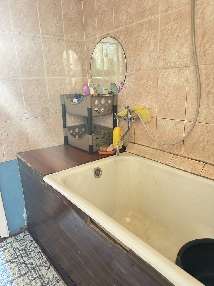 Qizlar uchun ijaraga kvartira bor