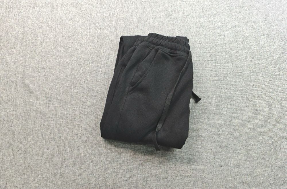 Pataloni de tenig essentials