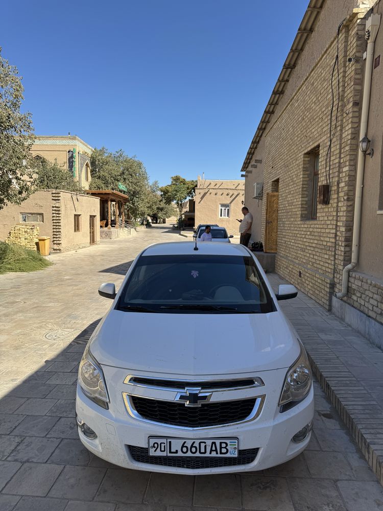 Chevrolet Cobalt 2 pazitsiya