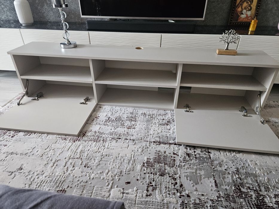 Comoda TV gri 180×40×30