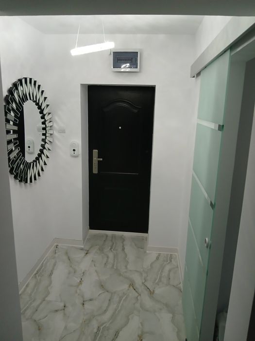 Inchiriez apartament 2 camere