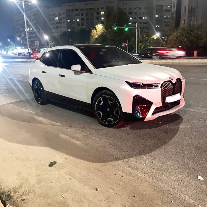 Продается BMW IX