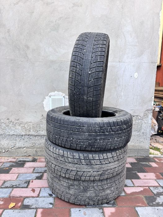 Шины зимнте 185/65/15