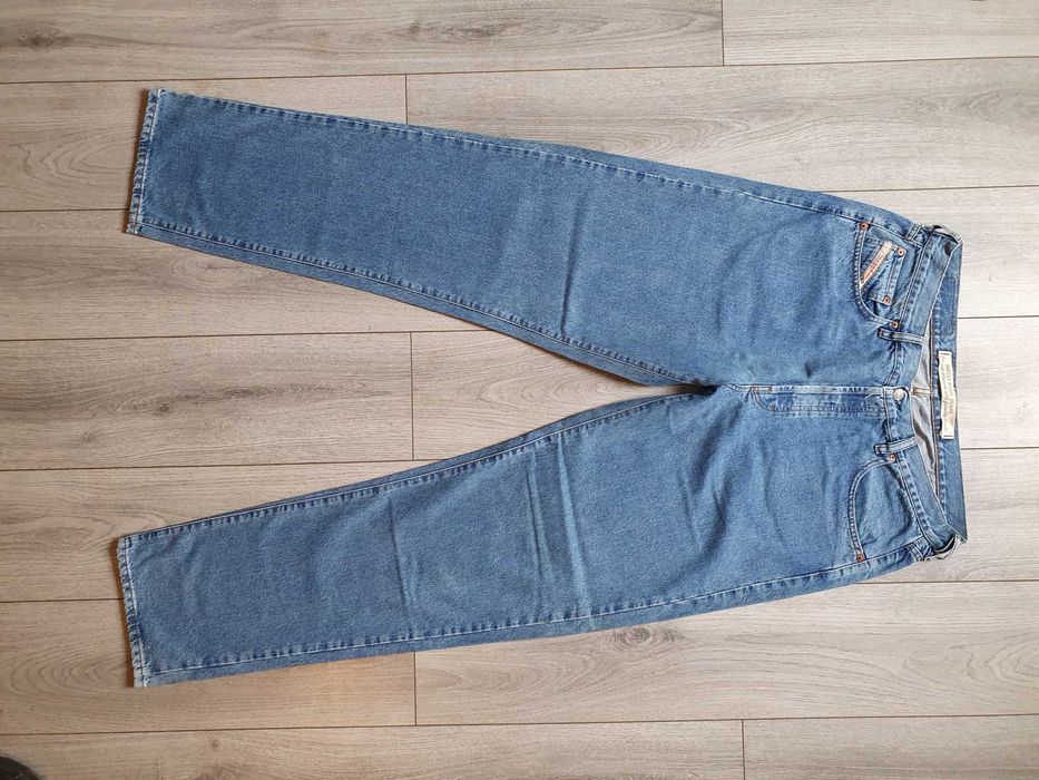 Blugi barbati Diesel (Made in Italy) - Marimea W40 L36 (Talie 96 cm)