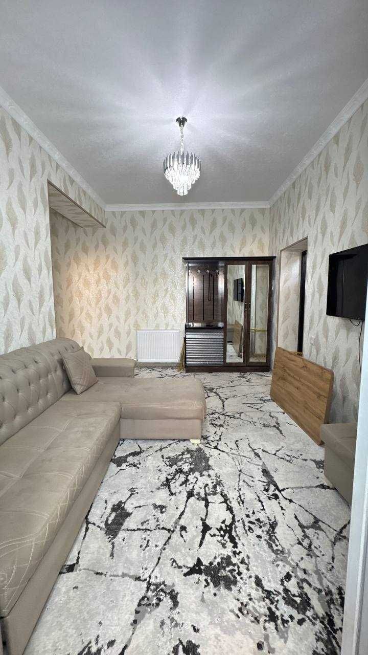 Фрунзиский Раксана 1 хонали квартира ижарага берилади.ID: 1193
