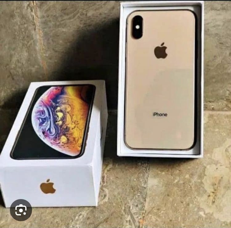 Продам IPhone/Айфон XS 64G Gold в хорошем состянии все работает