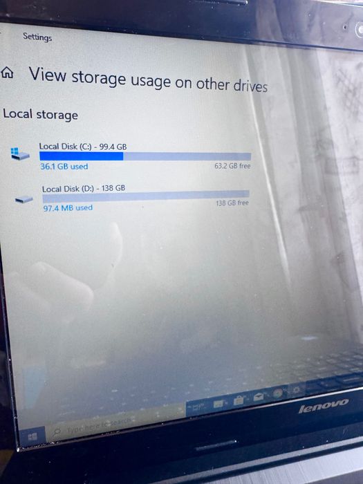 Laptop Lenovo impecabil/ i7 / 8Gb Ram / 256 Gb Ssd /Geanta
