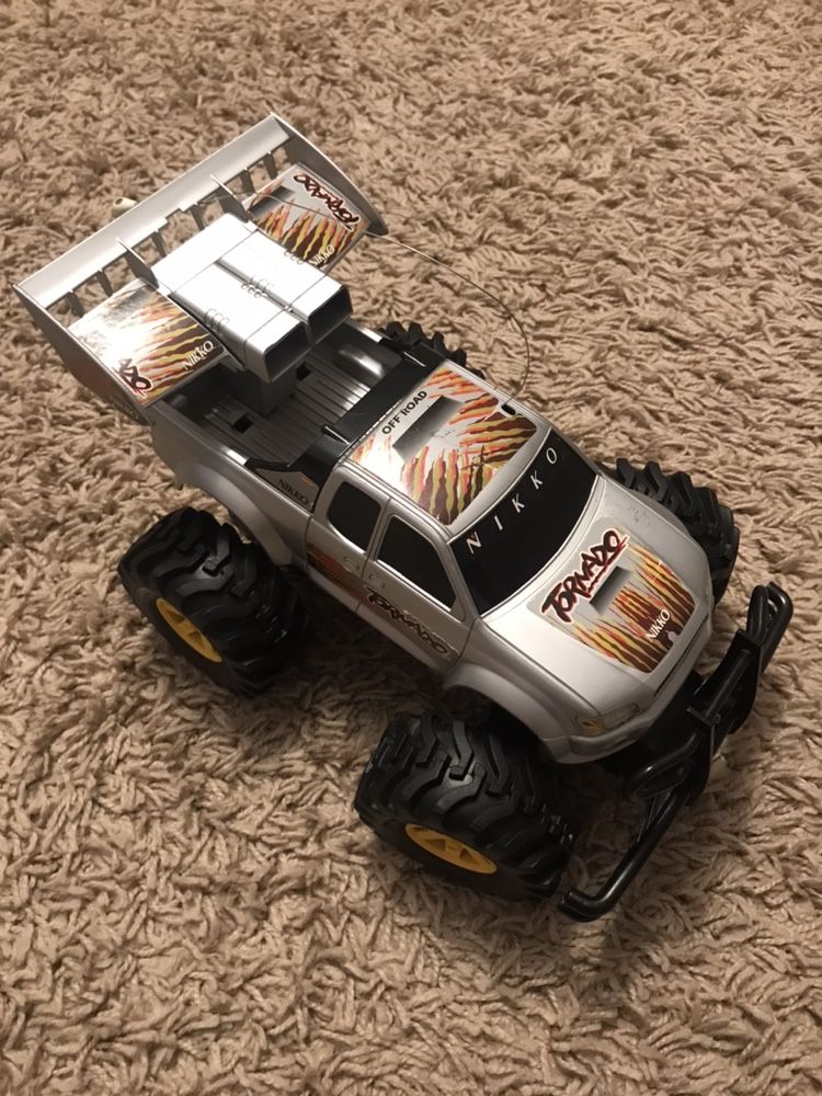 Masina Nikko Tornado Monster Truck 27 MHz