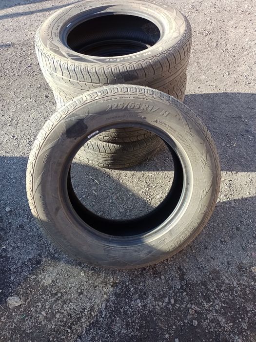 Продам шины летние в хорошем состоянии