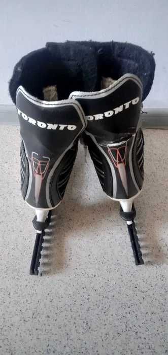 Коньки хоккейные Toronto 41 размер

бу хорошее состояние