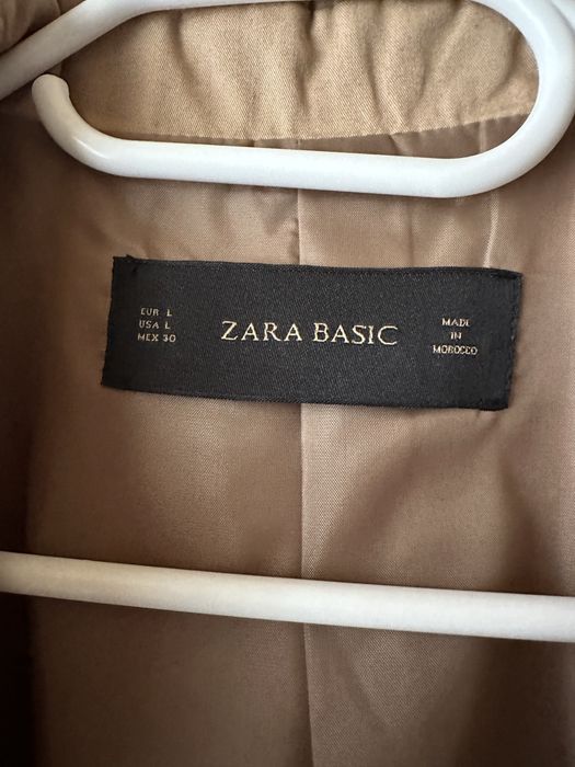 Zara trench scurt, nou