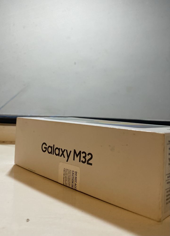 Samsung M32 sotiladi