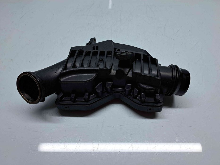 Rezonator aer Mercedes Clasa E (W212) AMG [Fabr 2009-2016] A6421403887