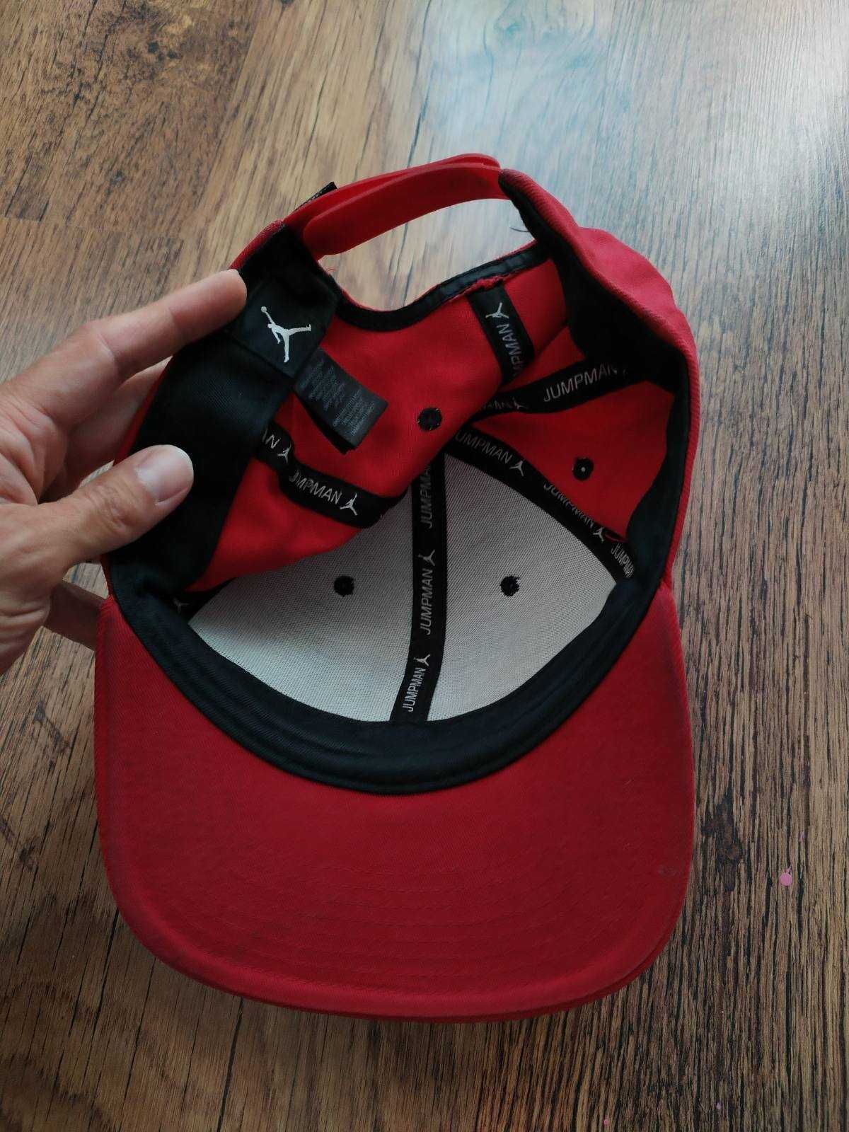 Nike Jordan Jumpman Snapback Cap In Red - страхотна мъжка шапка