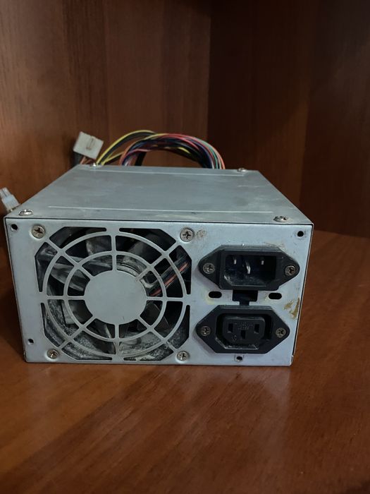 блок питания TOP Power, модель ATX300-T