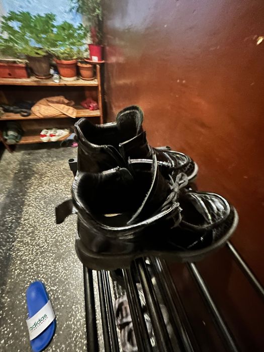 Боти Фабиано естествен лак