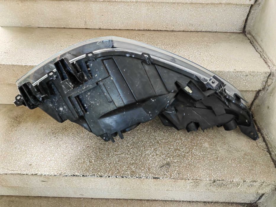 Фарове Renault Scenic 3 ляв десен / Фарове Рено Сценик 3 Оригинални