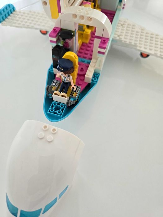 Lego friends avion heartlake