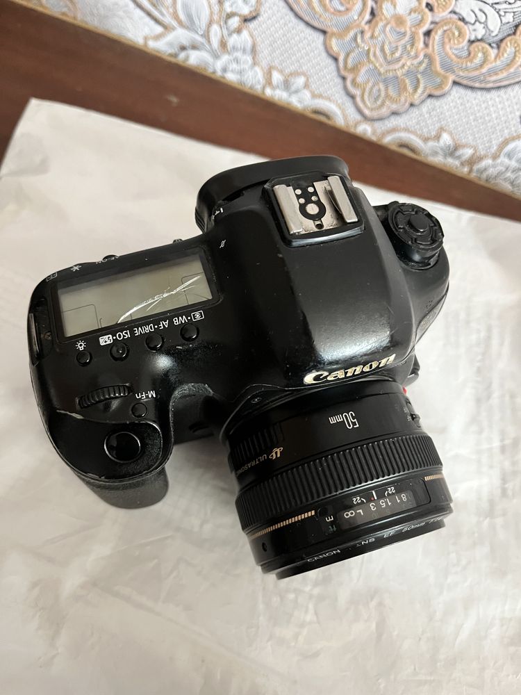 Продам фотоаппарат Canon 5D mark 3
