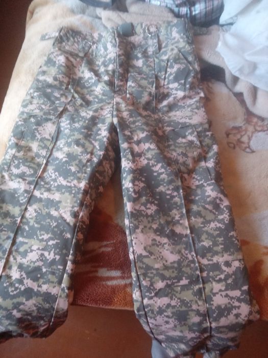 Продам военные штаны.