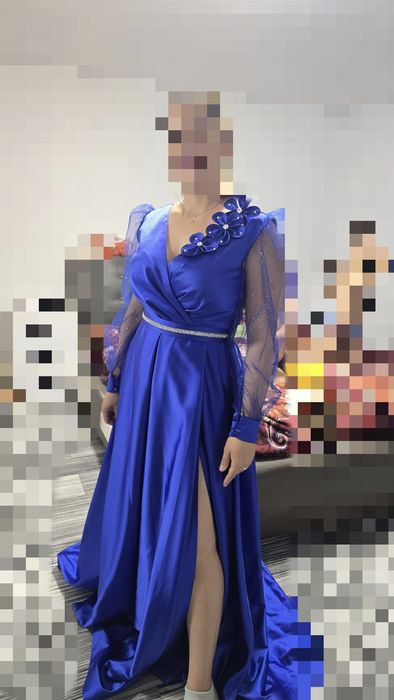 Vând rochie ocazie noua