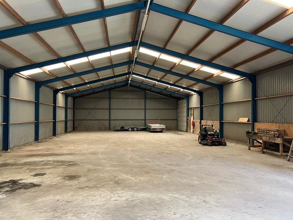 Vând Hala industriala/ agricola 15*35