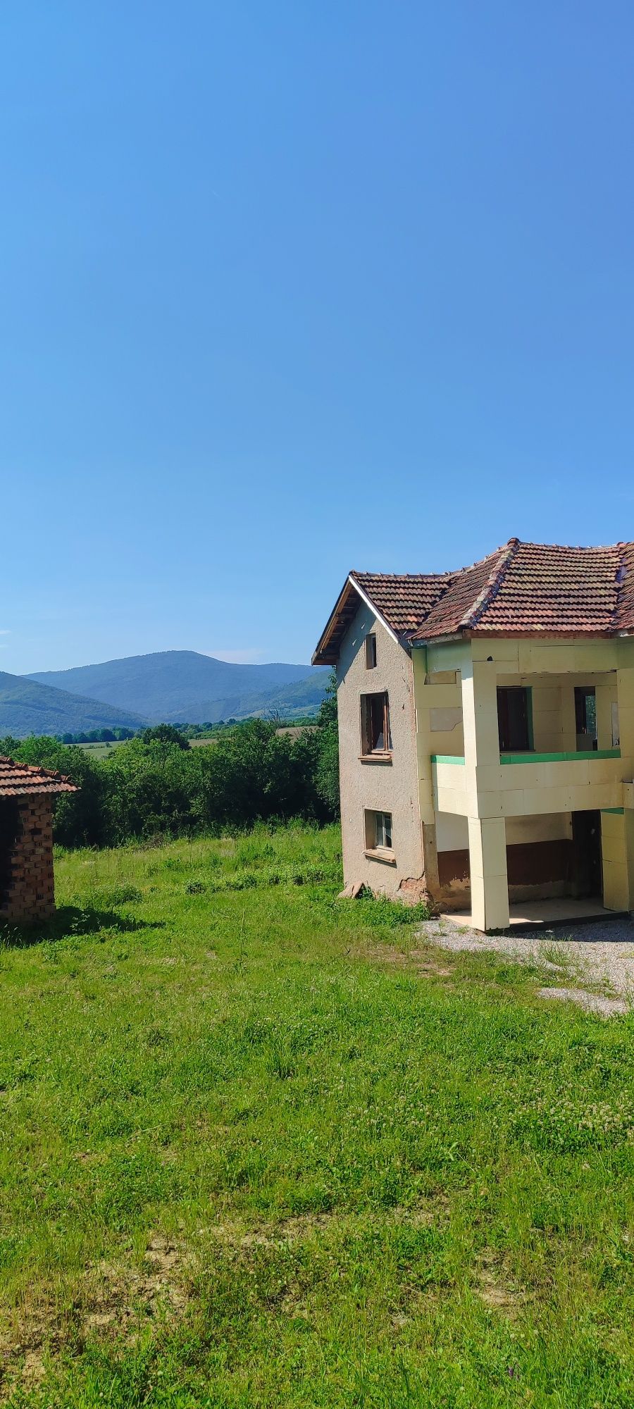 Продавам къща в село Джурово