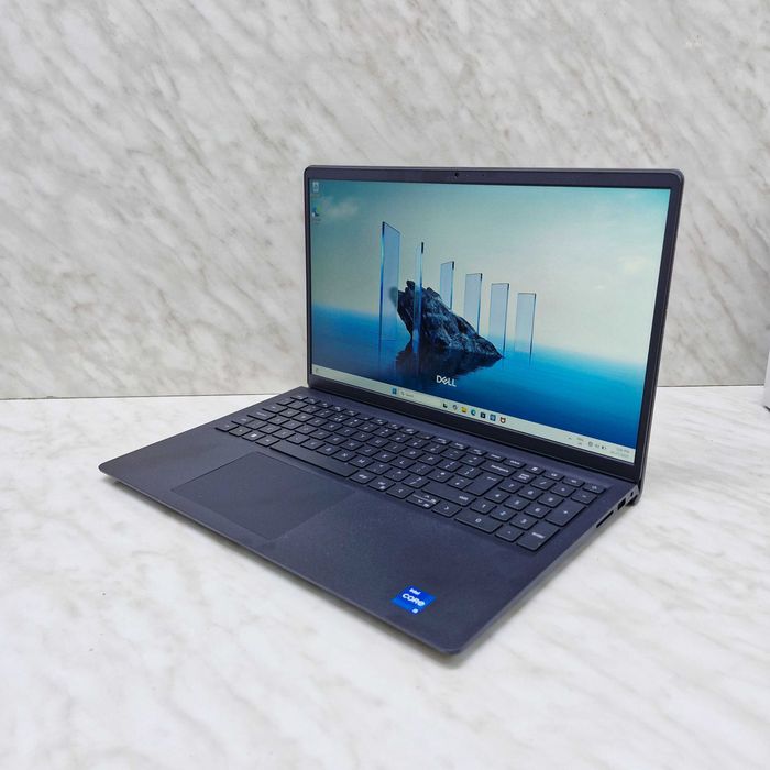 Laptop Dell 15 i5-1334U 16GB, 512GB SSD Zeus Amanet Militari 33418