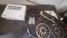 Продавам дискови спирачки sram code