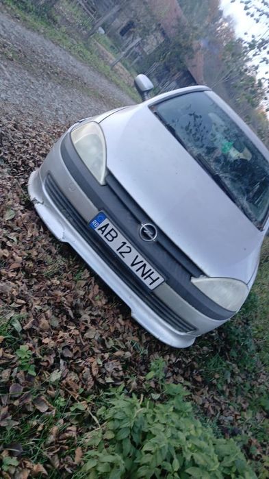 Vand opel corsa c bb1 2002
An 2002